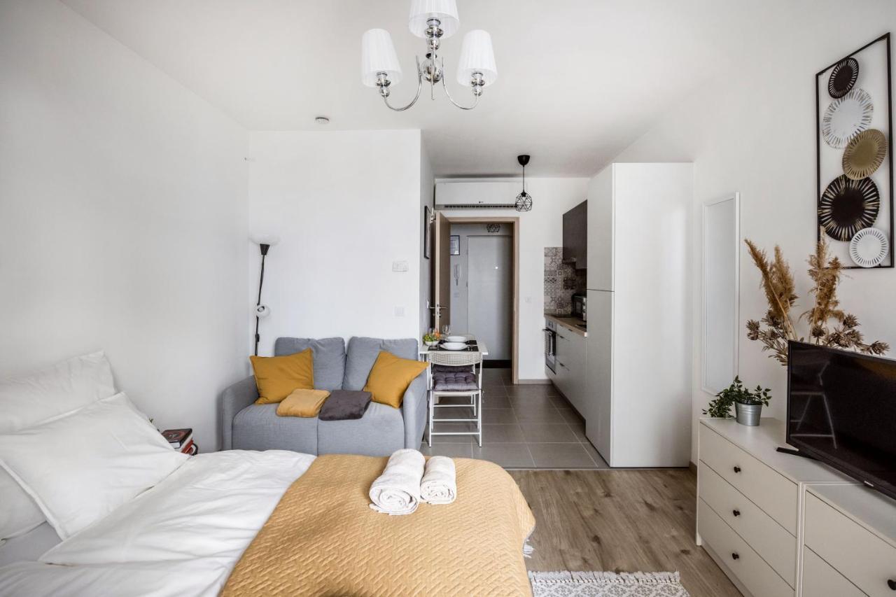 Stylish And Cozy Studio In The Heart Of The City Daire Budapeşte Dış mekan fotoğraf